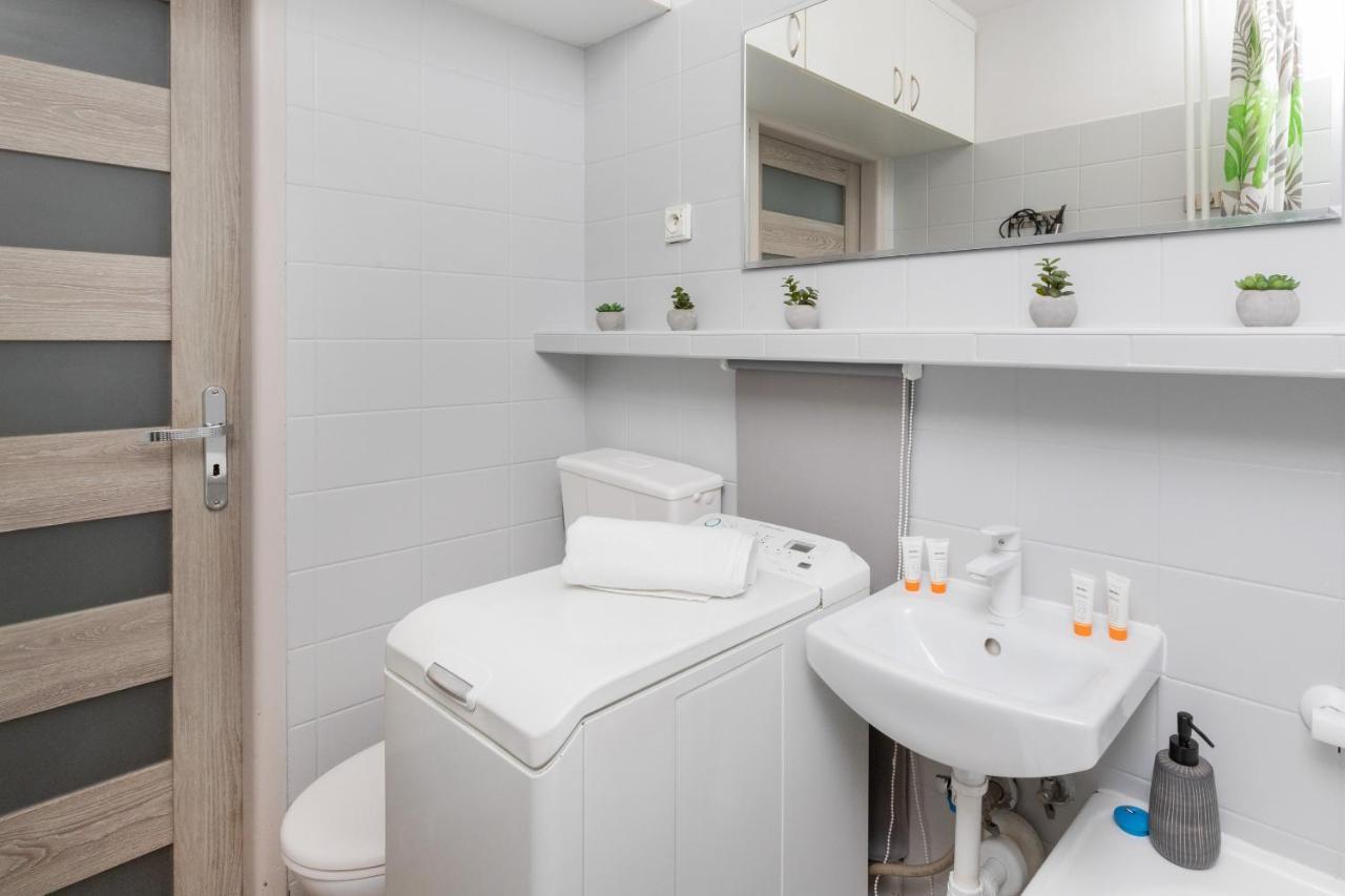 Seaview Apartment Gdansk Przymorze By Noclegi Renters Exteriör bild